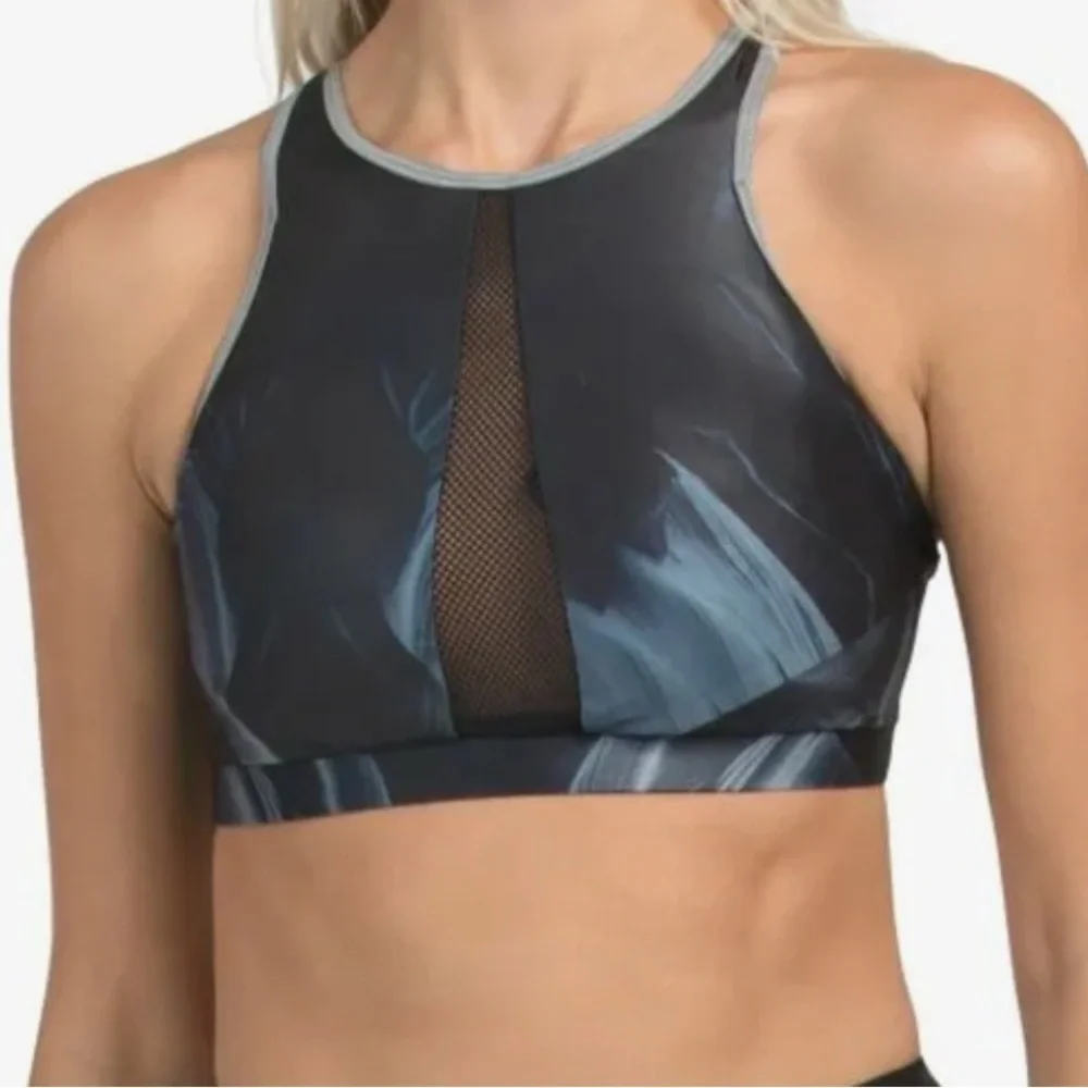 NUX Active Black CANYON HEIGHTS Fitness Sports BRA Womens Size MEDIUM NEW.